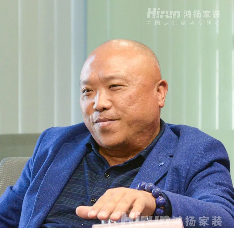 逆勢增長、破浪領(lǐng)航！政協(xié)副主席彭繼球盛贊鴻揚(yáng)家裝